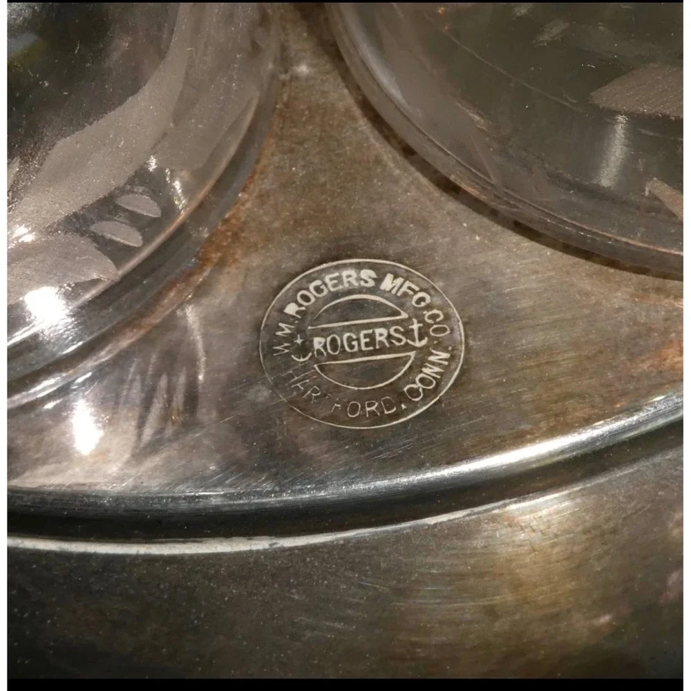 Wm Rogers Mfg Co antique silver